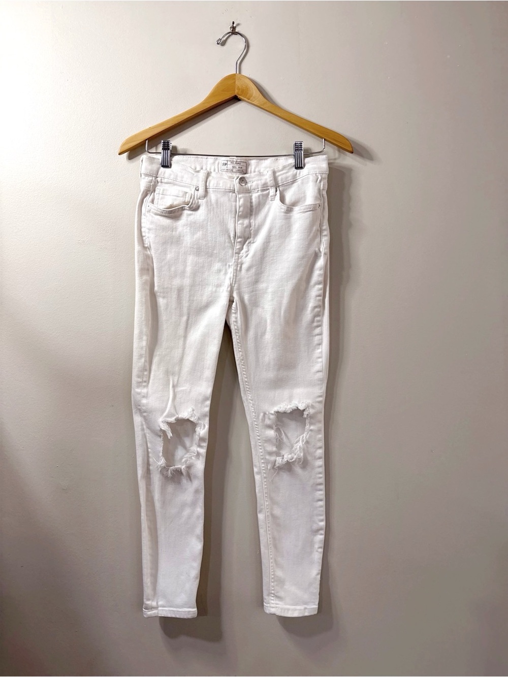 Free People White Distressed Skinny Jeans Women W29 Boho Indie Grunge Y2K Chic